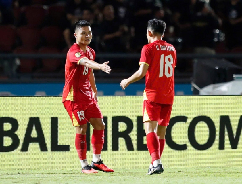Báo Hàn Quốc đồng loạt dậy sóng khi ĐT Việt Nam hạ đẹp Thái Lan tại AFF Cup 888048